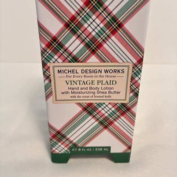 Michel Design Works Vintage Plaid Hand and Body Lotion Frosted Holly New in Box - Picture 8 of 10
